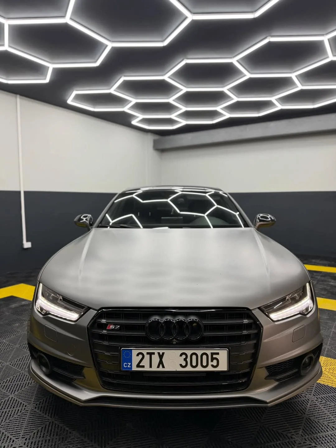 Audi S7 zepředu