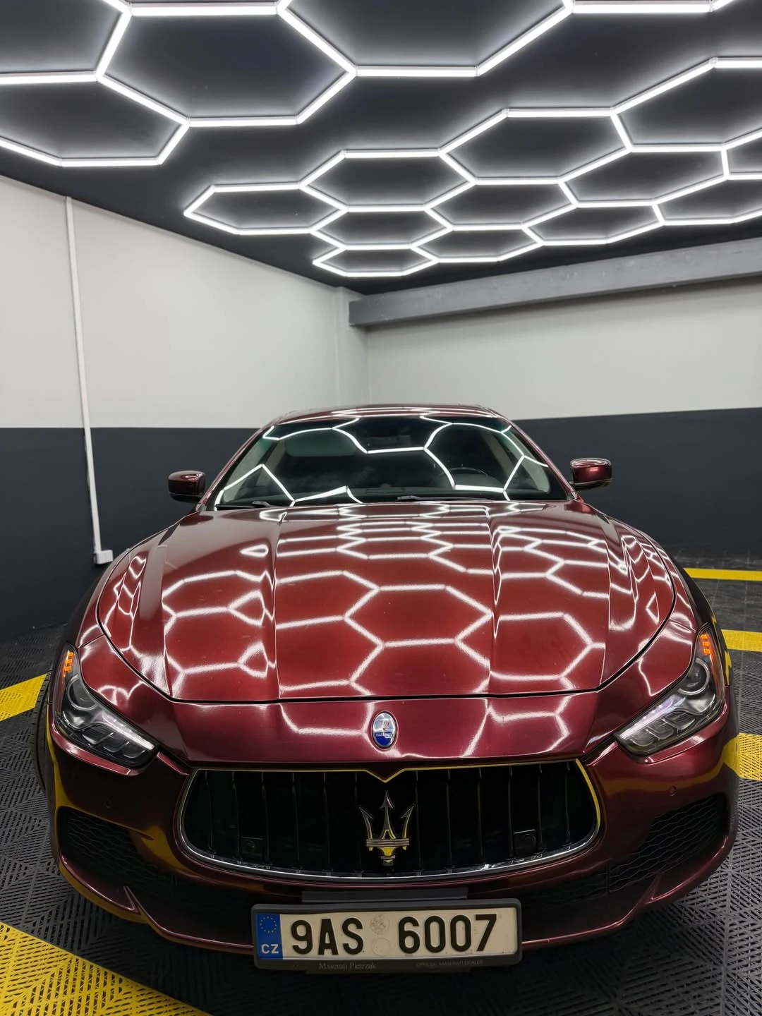Maserati Ghibli SQ4 zepředu