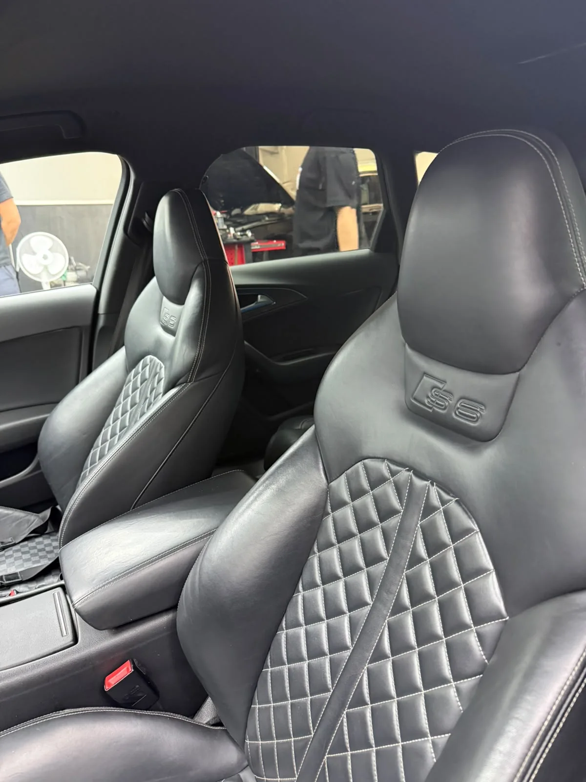 Sportovní sedadla Audi S6
